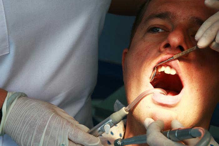 trattamento odontoiatrico e protesi