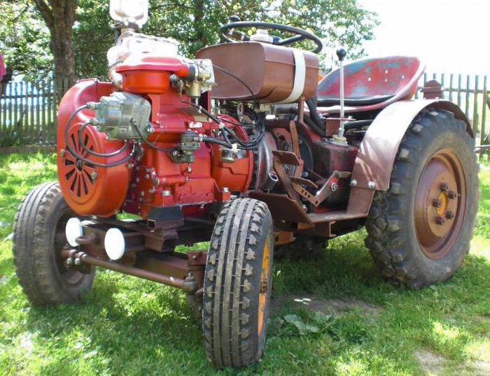 Traktor s motorem UD2