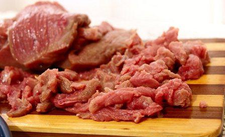 Лагхман Узбек уз рецепт за кување са сликама говедине