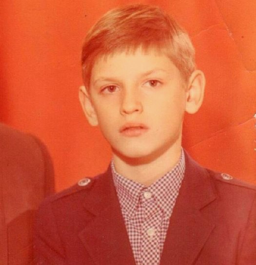Otroška fotografija Vlada Lisovetsa