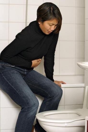 Vomito per la temperatura di diarrea negli adulti