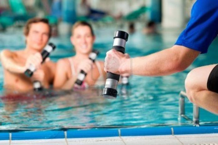 aerobica in acqua per la perdita di peso
