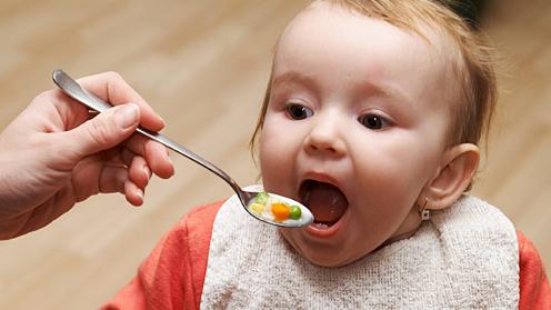 razione di cibo per bambini 10 mesi