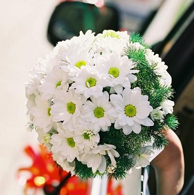 bouquet da sposa di margherite