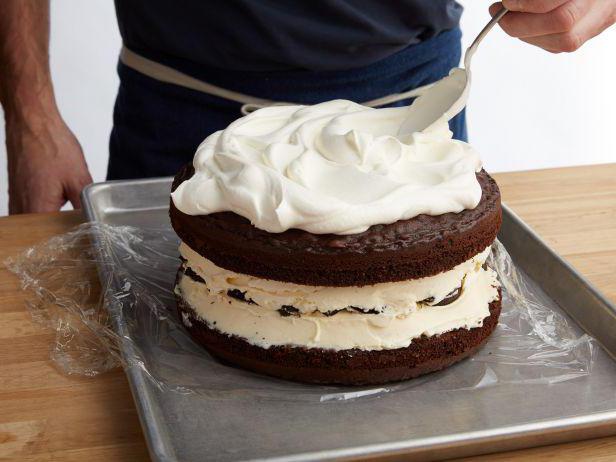 мокра рецепта за декорация на торта