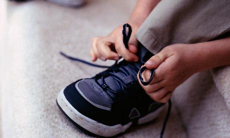 начини за връзване на обувките на маратонки