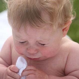 otrok ima kašelj brez povišane telesne temperature