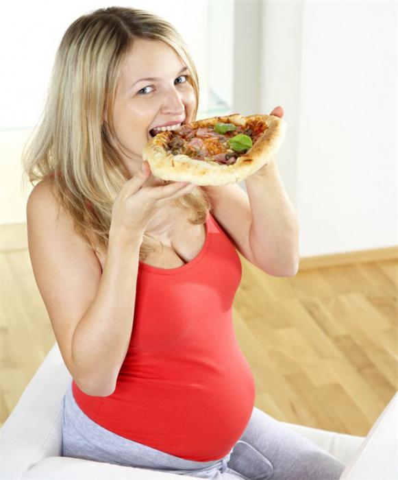 cosa non mangiare durante la gravidanza
