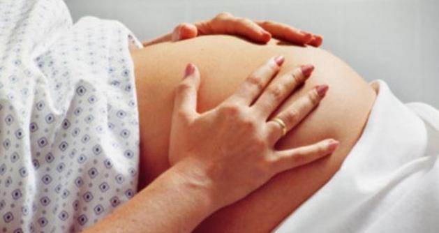 kako izgleda zamašek med nosečnostjo
