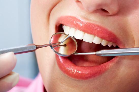 příznaky zubního granulomu