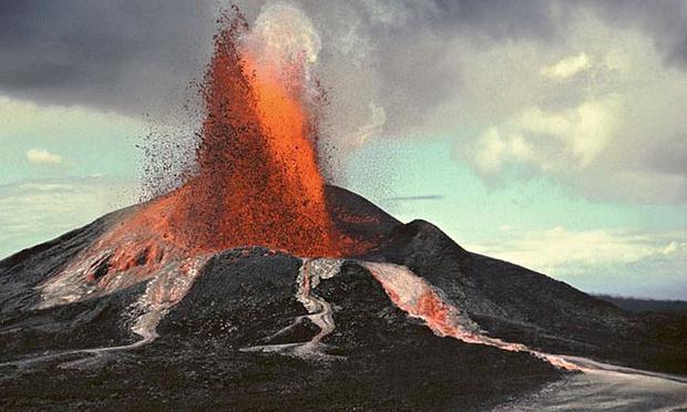 duży wulkan