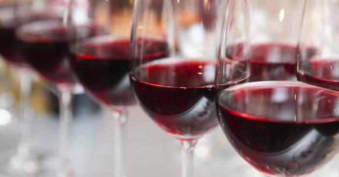 Il vino rosso secco fa bene a te?