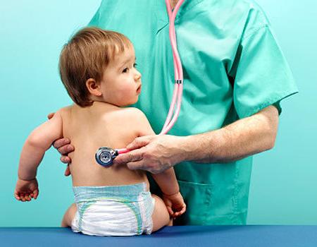 ciśnienie śródczaszkowe u leczonych niemowląt