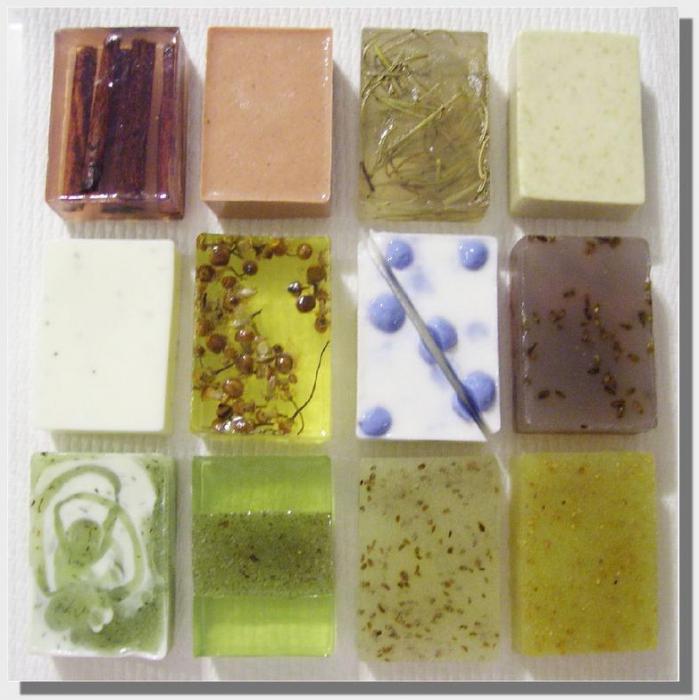 https://puntomarinero.com/images/  what-makes-soap-at-home_7.jpg