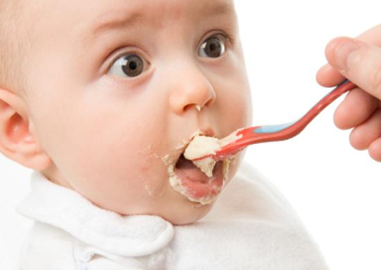 prehrana otrok 10 mesecev