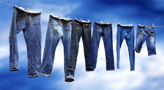 come si adattano i jeans
