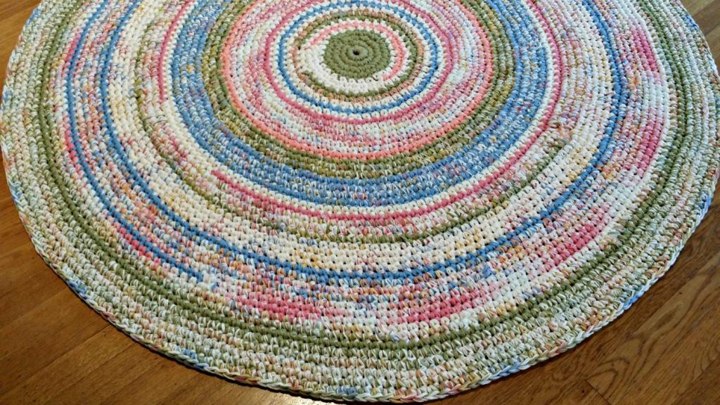 Kruhový koberec
