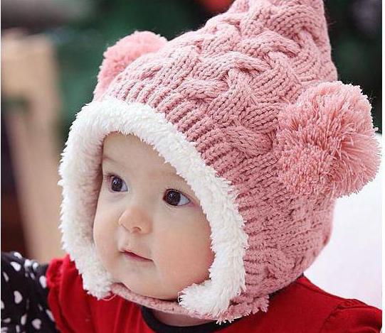 како носити новорођенче зими