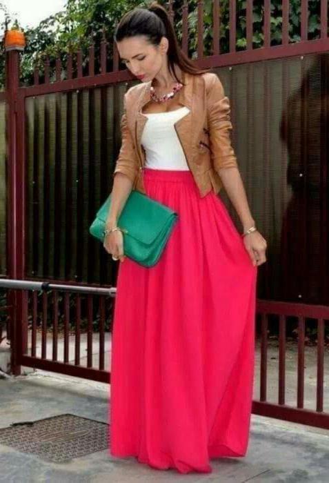 Růžová dlouhá sukně