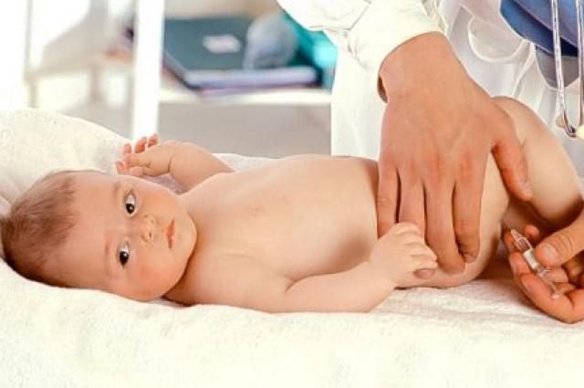 cepljenje novorojenca v bolnišnici