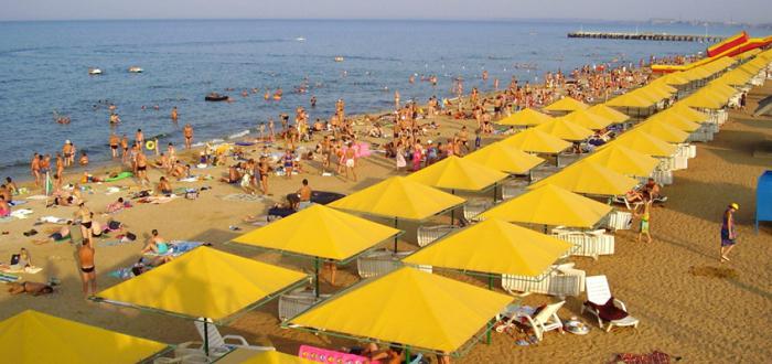 počitek na peščenih plažah Krim