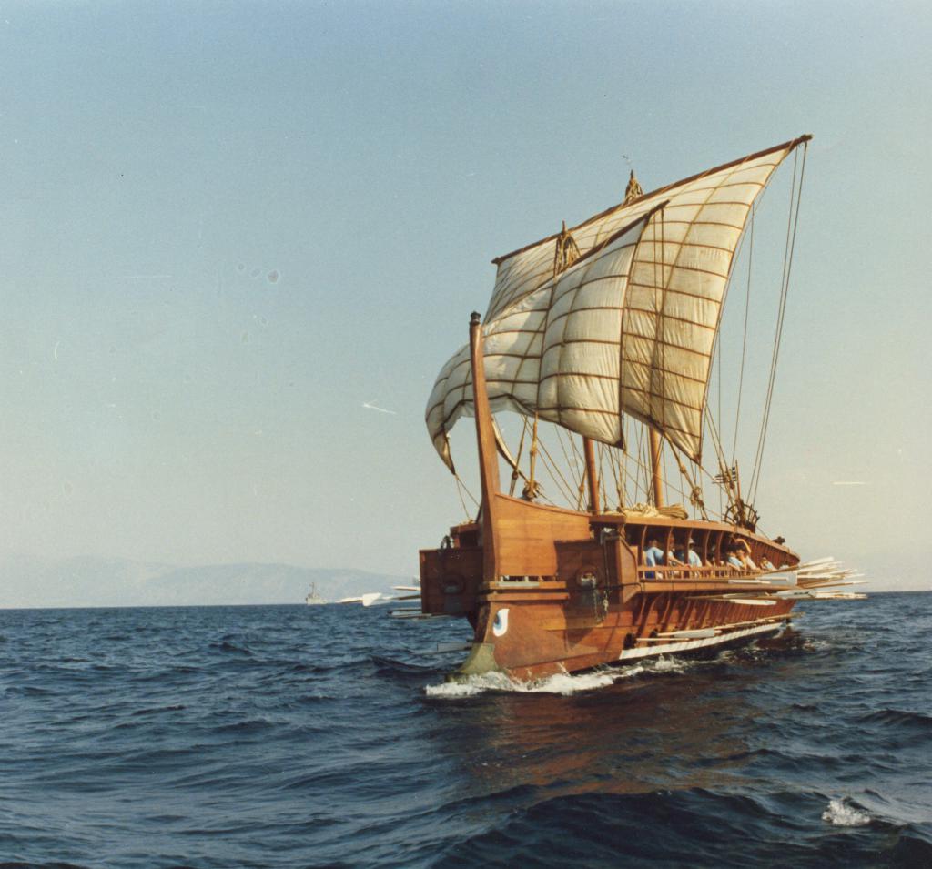 nave greca