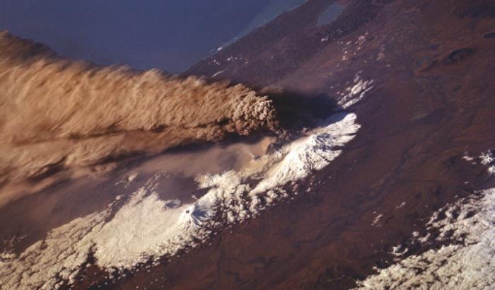 Изригване на вулкана Ключевская