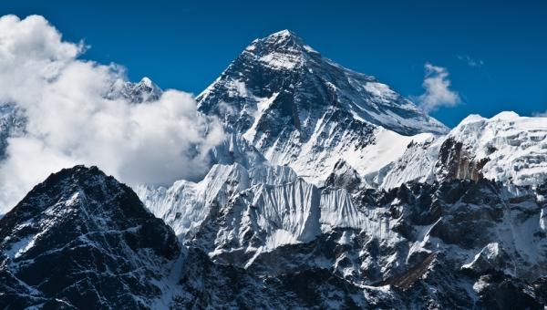 Най-високата планина на земята