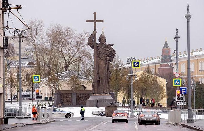 nový památník knížete Vladimira v Moskvě