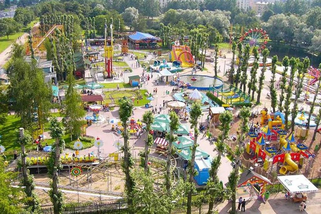 zabavni park u Sankt Peterburgu