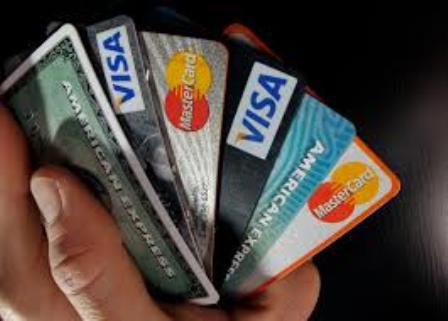 където можете бързо да получите кредитна карта