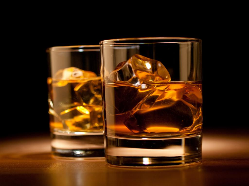 Whisky con ghiaccio