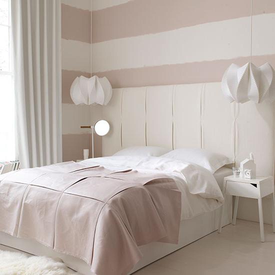 bílý design ložnice