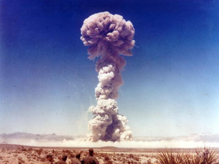 Kdo je izumil atomsko bombo?