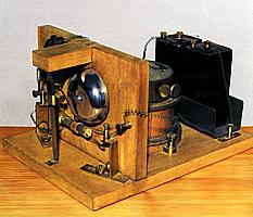 který vynalezl první rádio