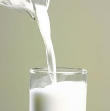 il latte intero è