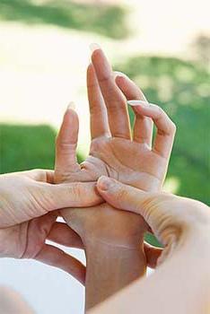 Znepokojenost prstů levé ruky