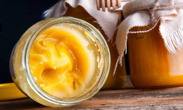 proč je čerstvý med cukrář rychle
