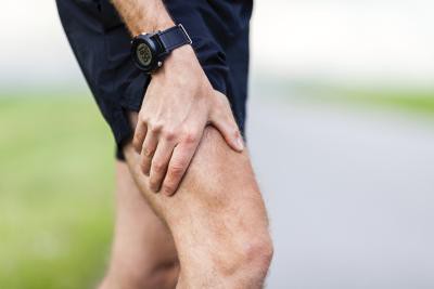 škrtanje kolen kot zdravljenje