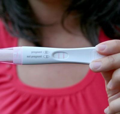 po tom, kolik testu ukazuje těhotenství