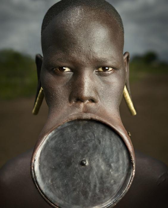 tribù selvagge cannibali Afirki