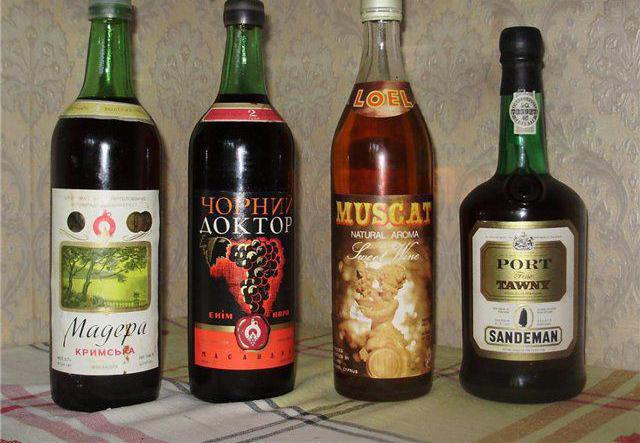 víno černý lékař Krym