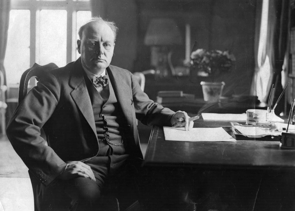 биография на Уинстън Чърчил