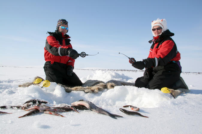 Pesca invernale in Carelia