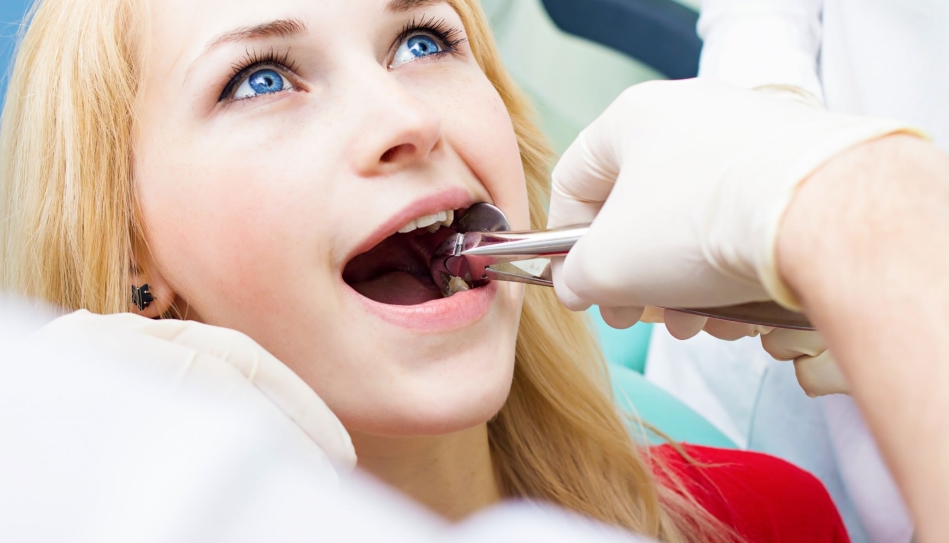 modri zob je bolje odstraniti ali zdraviti