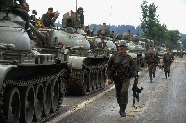 Jugoslavija se je razpadla v katere države in kako je bila uničena
